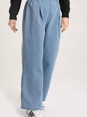 Mavi Bol Paça Kot Pantolon Mavi Bol Paça Kot Pantolon