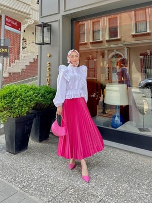 Piliseli Etek Piliseli Etek