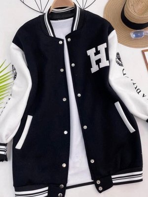 Siyah Kol Baskı Detaylı Kolej Ceket Siyah Kol Baskı Detaylı Kolej Ceket