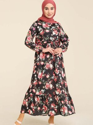 Siyah Çiçek Desenli Büzgülü Elbise