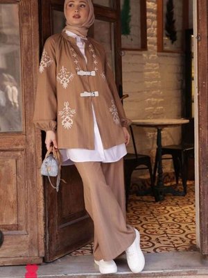 Nakışlı Sümbül Takım Taba Nakışlı Sümbül Takım Taba