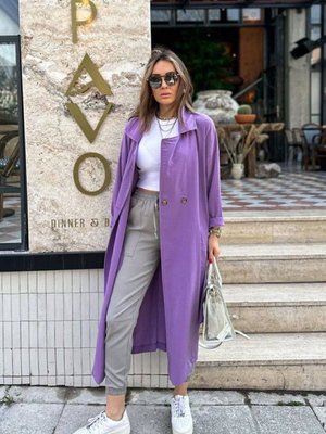 Mor Ekstra Bol Kesim Kemerli Cepli Düğmeli Yumuşak Dokulu Uzun Hırka Trençkot Mor Ekstra Bol Kesim Kemerli Cepli Düğmeli Yumuşak Dokulu Uzun Hırka Trençkot