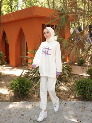 Beyaz Eşofman Takımı Oversize Nakışlı Iplik Likra