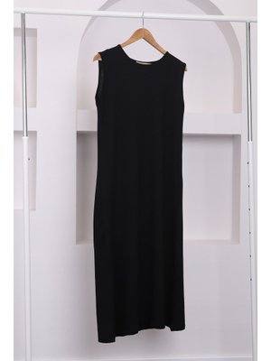 Siyah Bisiklet Yaka Kolsuz İçlik Elbise Siyah Bisiklet Yaka Kolsuz İçlik Elbise