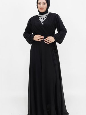 Siyah Şifon Kumaş Kruvaze Yaka Görünümlü Taşlı Abiye Elbise Siyah Şifon Kumaş Kruvaze Yaka Görünümlü Taşlı Abiye Elbise