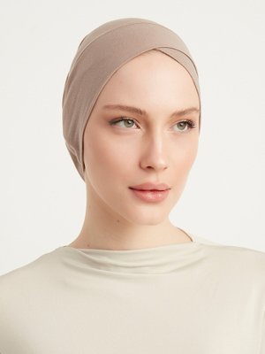 Vizon Çapraz Boru Pamuk Bone Vizon Çapraz Boru Pamuk Bone