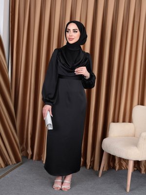 Önü Dagaje Detaylı Tesettür Abiye Elbise Önü Dagaje Detaylı Tesettür Abiye Elbise