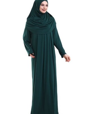 Pamuklu Penye Kumaş Namaz Elbisesi Pratik Başörtülü Boydan Giymeli Zümrüt Yeşili