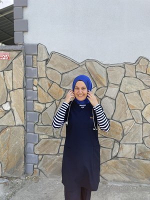 Tesettür Soft Licralı Kısa Kol Cm Hemşire Ve Doktor Forması