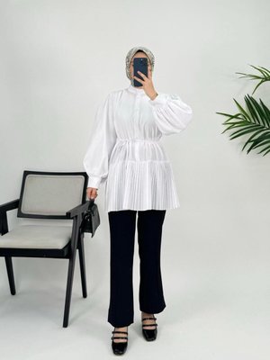 Beyaz Piliseli Tunik