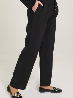 Siyah Cepli Bol Paça Pantolon