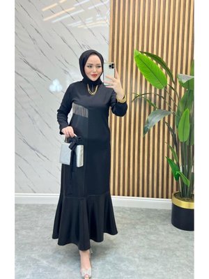 Siyah Deri Detaylı Elbise