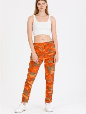 Kahverengi Italyan Beli Bağlamalı Kamuflaj Desenli Dar Paça Pantolon