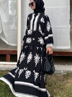 Siyah Ekru Etnik Desen Premium Kumaş Desenli Viskon Elbise