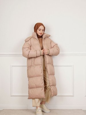 Yanı Fermuarlı Uzun Şişme Mont Yanı Fermuarlı Uzun Şişme Mont