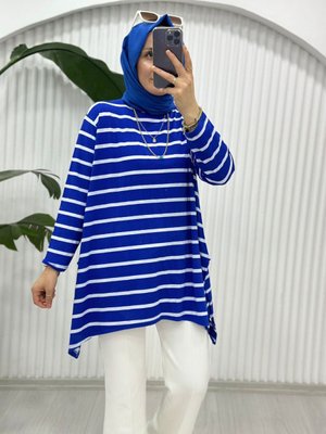 Yırtmaç Detay Çizgili Penye Tese Yırtmaç Detay Çizgili Penye Tese