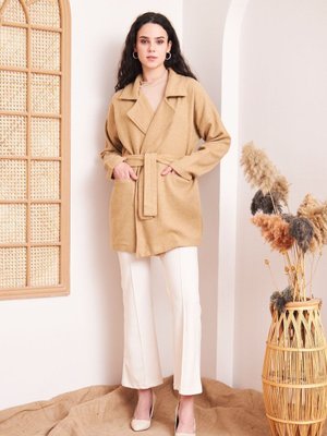 Camel Kaşe Cepli Kuşaklı Ceket Yaka Astarsız Kısa Oversize Salaş Kışlık Hırka Kaban Camel Kaşe Cepli Kuşaklı Ceket Yaka Astarsız Kısa Oversize Salaş Kışlık Hırka Kaban