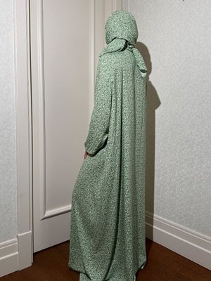 Pamuklu Kumaştan, Çiçek Desenli, Kolay Giyilir Ve Pratik, Tek Parça Namaz Elbisesi