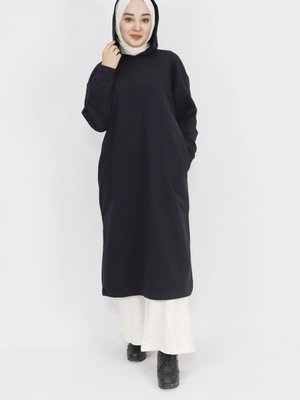 Siyah İp Kumaş Kapüşonlu Yırtmaç Detaylı Sweatshirt Siyah İp Kumaş Kapüşonlu Yırtmaç Detaylı Sweatshirt