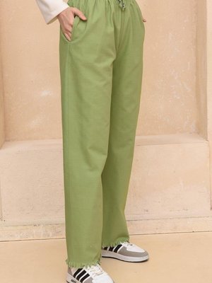 Yeşil Saçaklı Kot Pantolon Yeşil Saçaklı Kot Pantolon