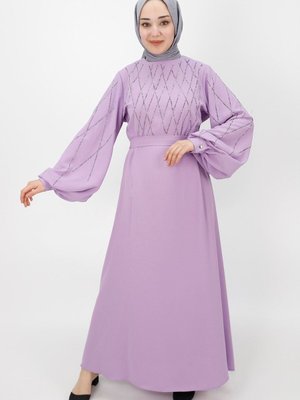 Lila Krep Kumaş Taş Detaylı Balon Kol Abiye Elbise Lila Krep Kumaş Taş Detaylı Balon Kol Abiye Elbise