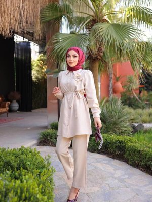 Bej Güllü Takım Bej Güllü Takım