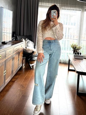 Mavi Bol Paça Yırtık Detaylı Jean