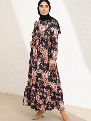 Siyah Çiçek Desenli Kuşaklı Elbise Siyah Çiçek Desenli Kuşaklı Elbise