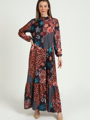 Kahverengi Papatya Desenli Kuşaklı Elbise Kahverengi Papatya Desenli Kuşaklı Elbise