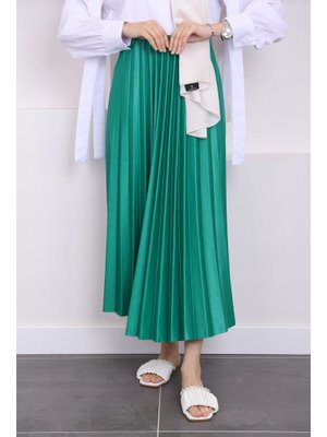 Zümrüt Yeşili Deri Görünümlü Uzun Piliseli Etek Zümrüt Yeşili Deri Görünümlü Uzun Piliseli Etek