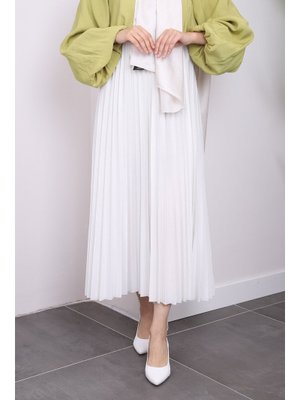 Beyaz Deri Görünümlü Piliseli Etek