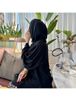 Lâtifa Boydan Siyah Şallı Abaya Ferace