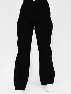 Siyah Geniş Paça Kot Pantolon Siyah Geniş Paça Kot Pantolon