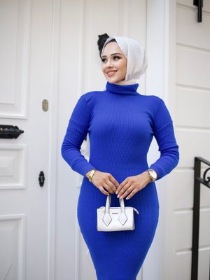 Saks Mavi Giyim Akrilik Balıkçı Yaka Esnek Ve Slim Triko Kalem Elbise Saks Mavi Giyim Akrilik Balıkçı Yaka Esnek Ve Slim Triko Kalem Elbise