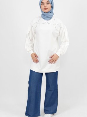 Ekru Taş İnci Çakmalı İplik Sweatshirt