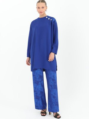 Saks Aerobin Kumaş Omuzu Düğme Detaylı İkili Takım