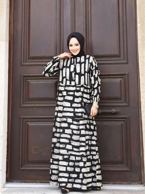 Siyah Taş Bel Kuşaklı Dokuma Viskon Kumaş Şık Desenli Elbise Siyah Taş Bel Kuşaklı Dokuma Viskon Kumaş Şık Desenli Elbise