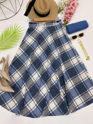 Mavi Ekose Detaylı Kaşe Uzun Etek Mavi Ekose Detaylı Kaşe Uzun Etek