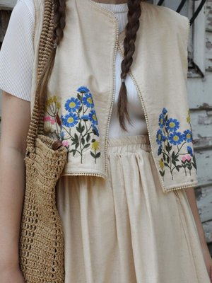 Nakışlı Yelek Etek Takım Taş Nakışlı Yelek Etek Takım Taş