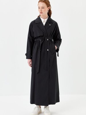 Yakası Nervürlü Gold Düğmeli Trençkot Siyah