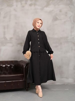 Siyah Yanları Cekmelı Takım Siyah Yanları Cekmelı Takım