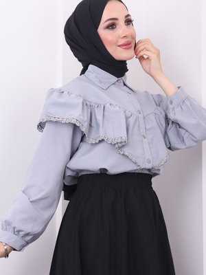 Gri Ön Katlı Güpürlü Gömlek