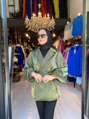 Organze Kumaş Belden Bağlamalı Ceket