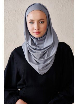 Gri Düz Kapüşonlu Viskon Pratik Eşarp Hazır Türban Gri Düz Kapüşonlu Viskon Pratik Eşarp Hazır Türban