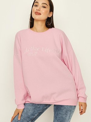 Pembe Yazı Detaylı Basic Örme Sweatshirt