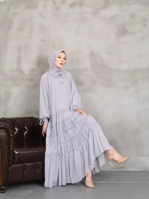 Gri Kat Büzgülü Astarlı Şifon Elbıse