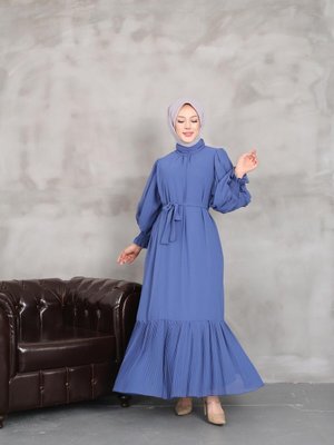 İndigo Etegi Piliseli Astarlı Şifon Elbise İndigo Etegi Piliseli Astarlı Şifon Elbise