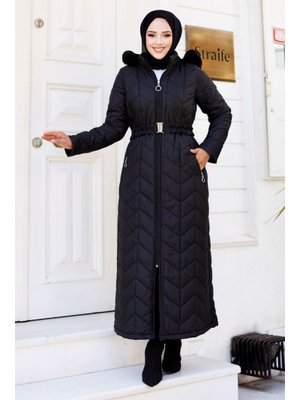Siyah Beli Lastik Kemer Detaylı Kapitone Mont