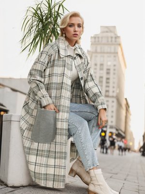 Gri Lacivert Ekose Desenli Düğmeli Kaban Gri Lacivert Ekose Desenli Düğmeli Kaban