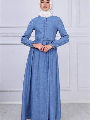 Açık Kot İnci Ve Kemer Detaylı Elbise Açık Kot İnci Ve Kemer Detaylı Elbise